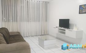 Apto no Universitário Ed. Mr. Teneriff 310